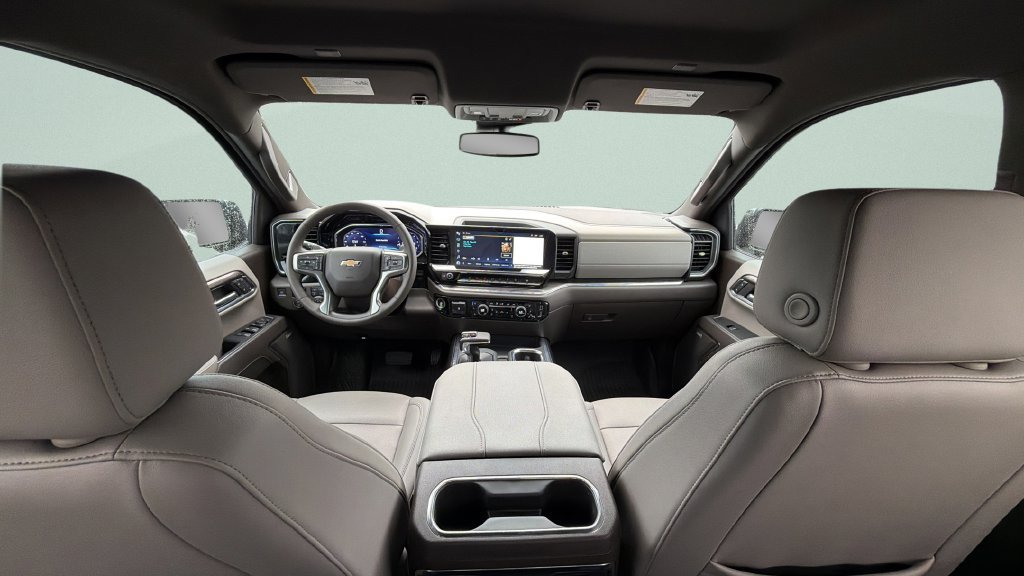 Used 2024 Chevrolet Silverado 1500 LTZ AWD/4WD image 34