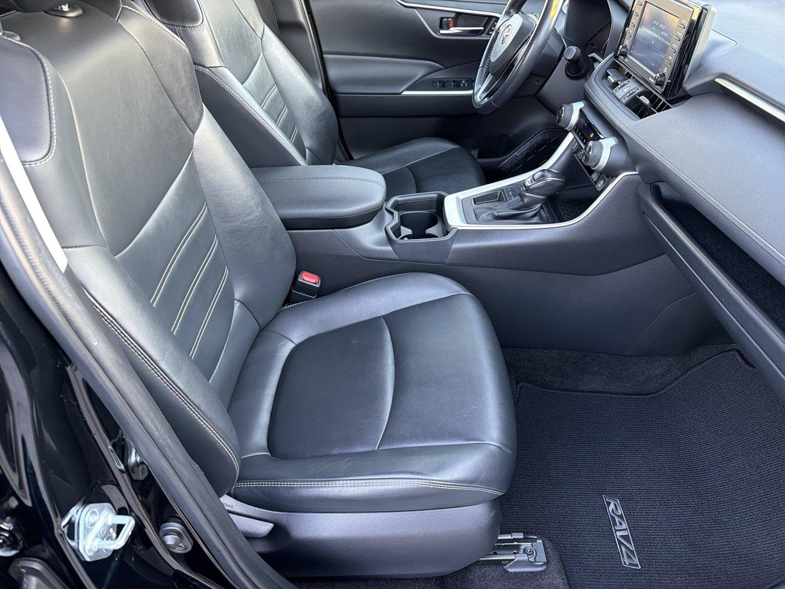 Used 2021 Toyota RAV4 XLE Premium FWD image 12