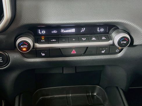 Used 2025 MAZDA CX-50 AWD 2.5 S w/ Weather Package image 18
