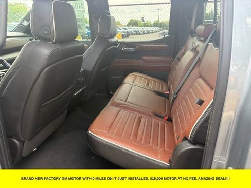 Used 2023 GMC Sierra 1500 Denali Ultimate AWD/4WD image 9