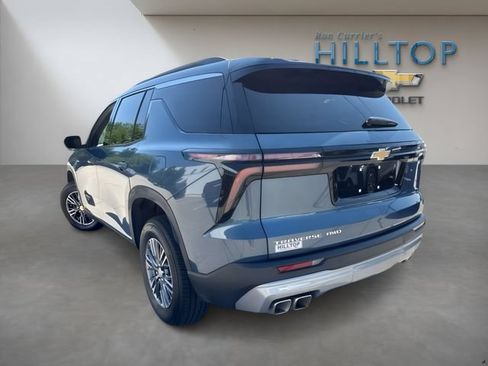 Used 2026 Chevrolet Traverse LT AWD/4WD image 8