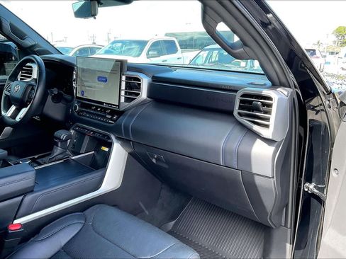 Used 2024 Toyota Tundra Platinum w/ TRD Off-Road Package AWD/4WD image 23