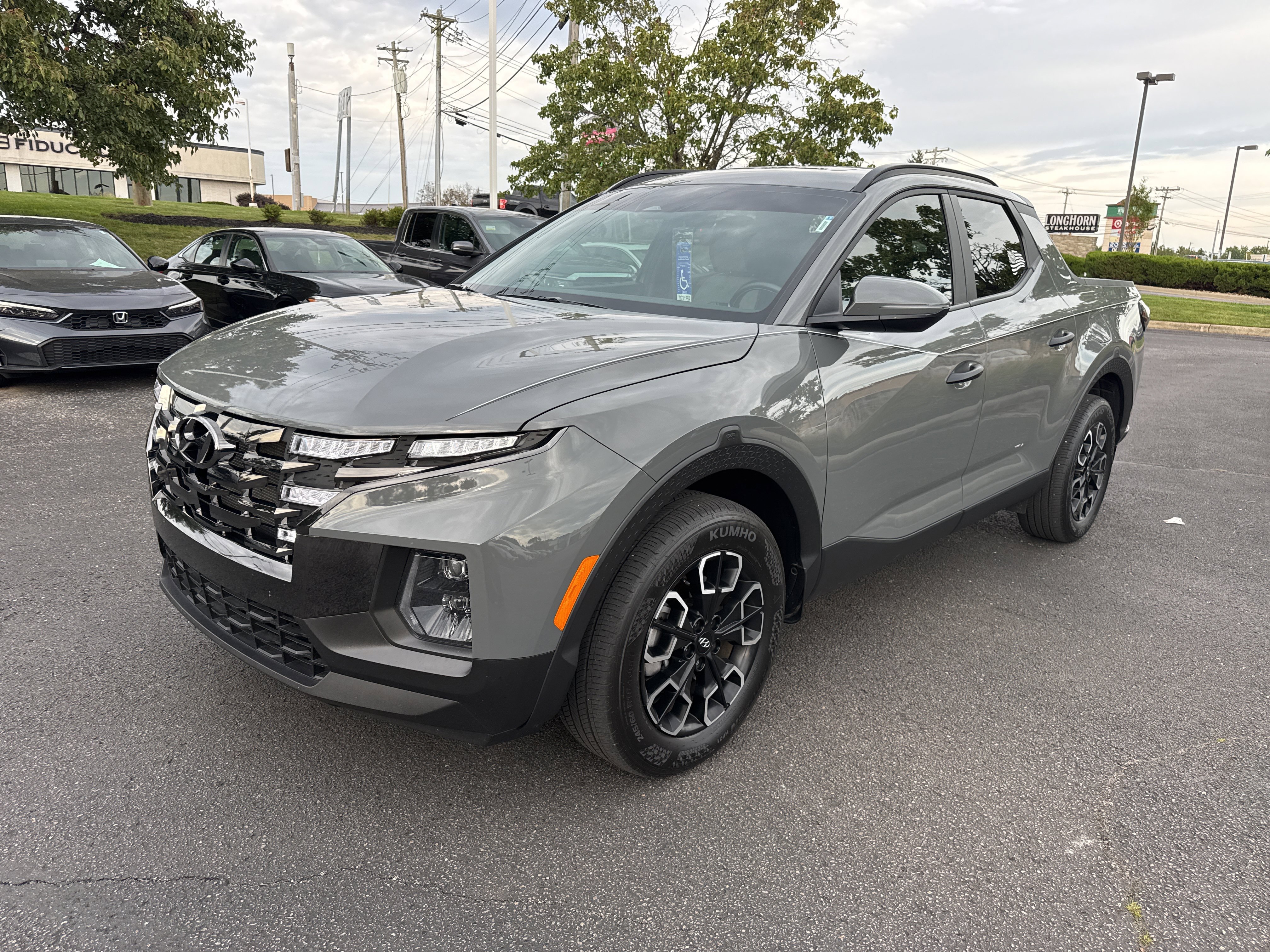 Used 2024 Hyundai Santa Cruz SEL w/ Activity Package AWD/4WD image 12