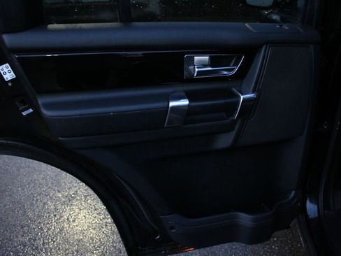 Used 2014 Land Rover LR4 HSE image 35