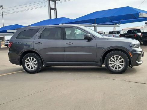 Used 2025 Dodge Durango GT RWD image 6