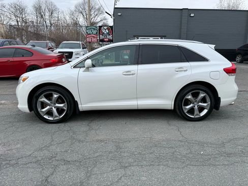 Used 2012 Toyota Venza XLE image 7