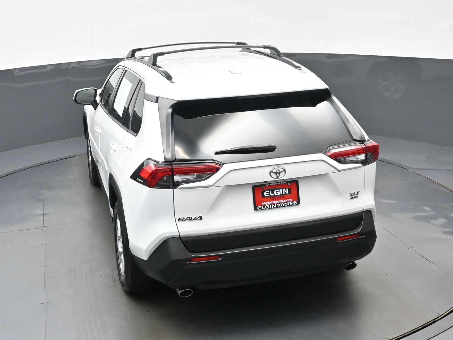 Used 2020 Toyota RAV4 XLE w/ XLE Grade Weather Package AWD/4WD image 39