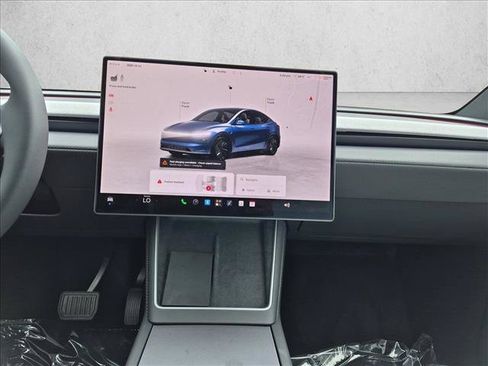 Used 2026 Tesla Model Y 2WD image 15