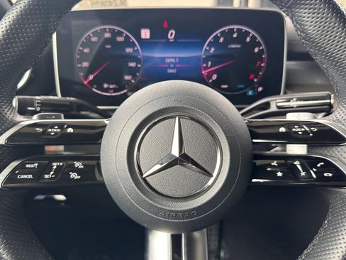 Certified 2024 Mercedes-Benz CLE 300 4MATIC Coupe image 27