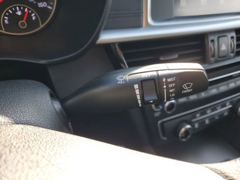 Certified 2020 Kia Optima LX image 29