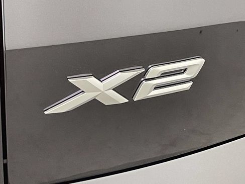 Used 2026 BMW X2 xDrive28i w/ Technology Package AWD/4WD image 11