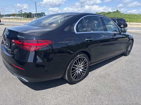 Used 2023 Mercedes-Benz C 300 4MATIC Sedan image 3