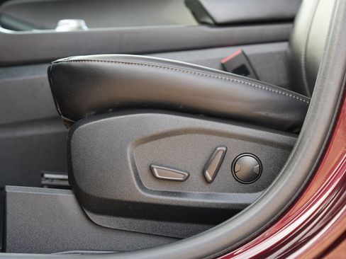 Used 2024 Ford Edge SEL w/ Convenience Package image 19