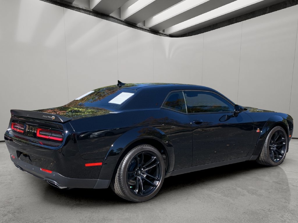 Used 2023 Dodge Challenger R/T Scat Pack RWD image 5