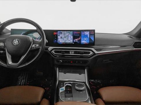 Used 2023 BMW i4 eDrive35 RWD image 21