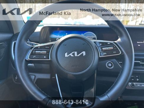 Used 2024 Kia Seltos EX image 22