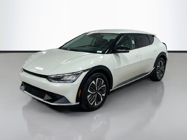 Certified 2024 Kia EV6 Light RWD image 3