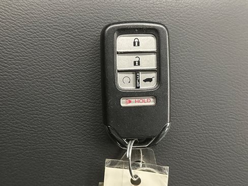 Used 2022 Honda CR-V Touring image 24