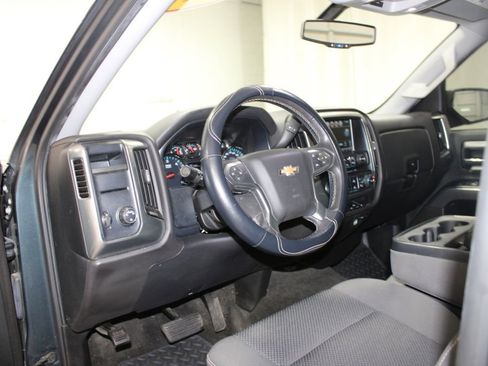Used 2018 Chevrolet Silverado 1500 LT image 19