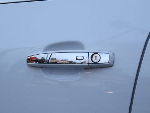 Used 2018 Buick Encore Preferred FWD image 25