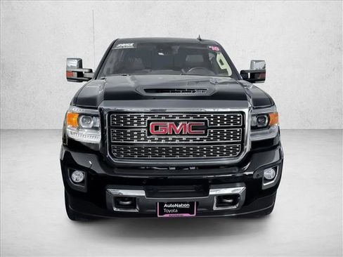 Used 2018 GMC Sierra 2500 Denali w/ Duramax Plus Package image 2