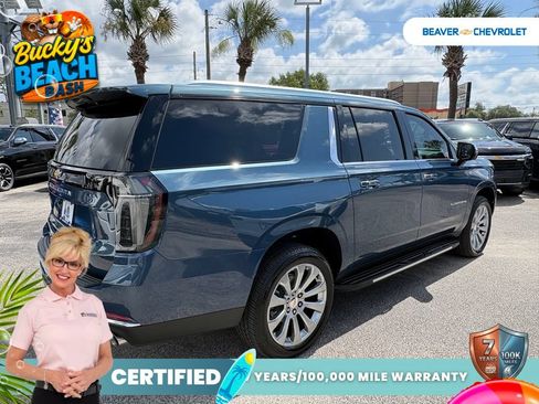Used 2026 Chevrolet Suburban Premier w/ Sun And Tow Package RWD image 7