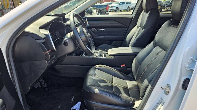 Used 2025 MAZDA CX-50 AWD 2.5 Hybrid w/ Premium Pkg image 9