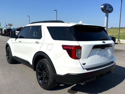 Used 2024 Ford Explorer ST-Line w/ Class IV Trailer Tow Package AWD/4WD image 6
