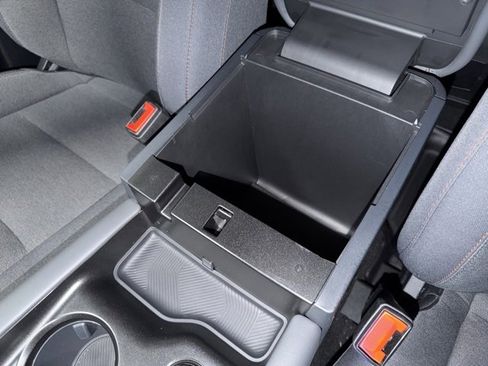 Used 2025 Ford Explorer Active image 20