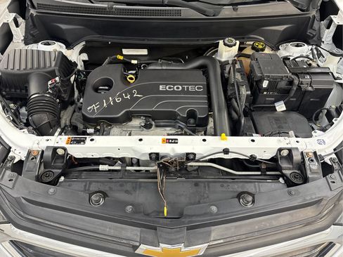 Used 2019 Chevrolet Equinox LS FWD image 28