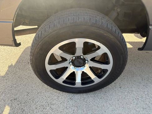 Used 2005 Ford F150 XLT AWD/4WD image 16