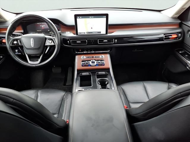 Used 2022 Lincoln Aviator Grand Touring w/ Equipment Group 301A AWD/4WD image 12
