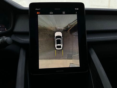 Used 2021 Polestar Polestar 2 image 34