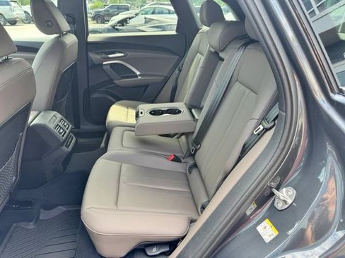 Certified 2025 Audi Q5 Premium w/ Convenience Package AWD/4WD image 36