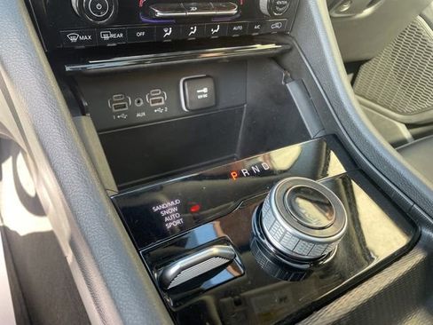 Certified 2024 Jeep Grand Cherokee Limited image 26