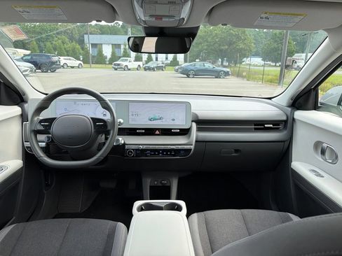 Certified 2024 Hyundai Ioniq 5 SEL AWD/4WD image 13