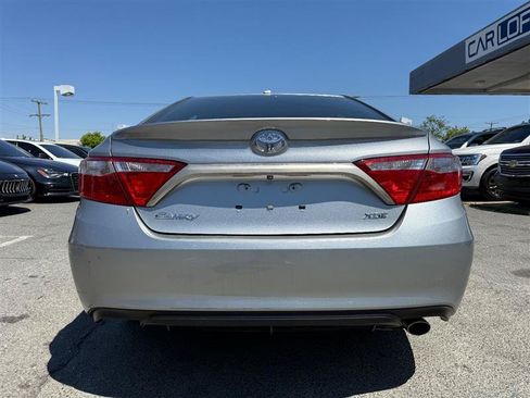 Used 2016 Toyota Camry XSE w/ Moonroof Package FWD image 7