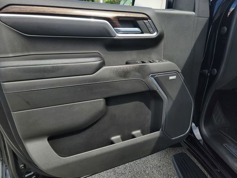 Used 2022 GMC Sierra 1500 Elevation w/ Elevation Premium Package image 14