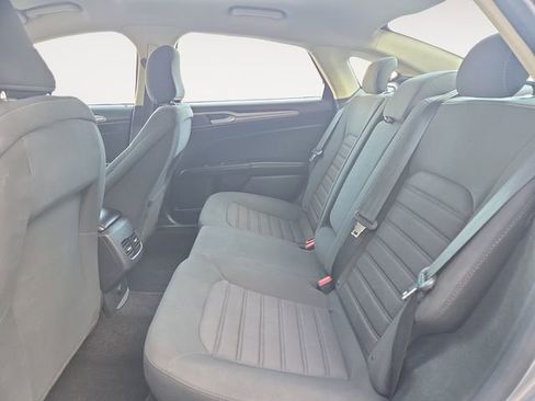 Used 2020 Ford Fusion SE AWD/4WD image 14