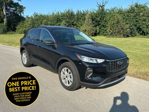 Used 2024 Ford Escape Active w/ Tech Pack #1 AWD/4WD image 1