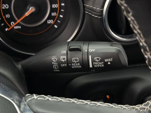 Used 2021 Jeep Wrangler Unlimited Sahara image 24