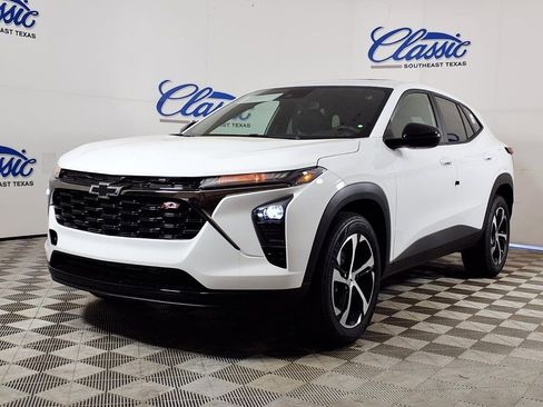 New 2026 Chevrolet Trax RS w/ Sunroof Package image 5