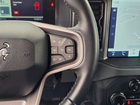 Used 2024 Ford Bronco Black Diamond image 29