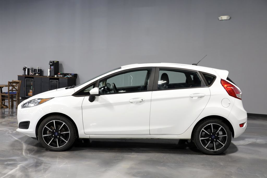 Used 2019 Ford Fiesta SE FWD image 4