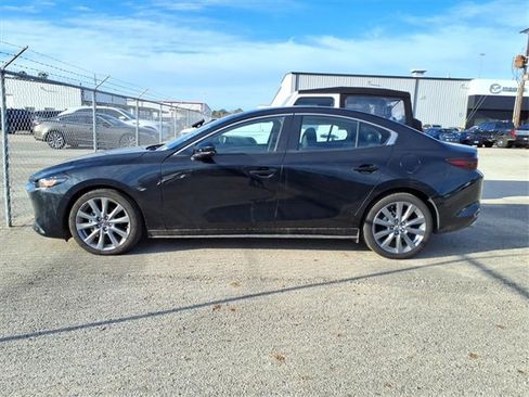 Used 2025 MAZDA MAZDA3 s image 10