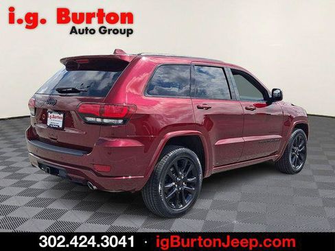 Certified 2021 Jeep Grand Cherokee Laredo X AWD/4WD image 6