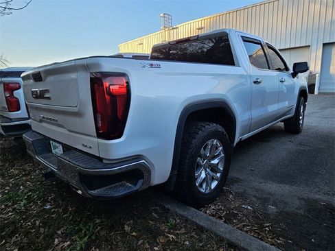Used 2022 GMC Sierra 1500 SLT image 13