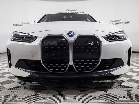 Used 2023 BMW i4 eDrive35 w/ Premium Package RWD image 3