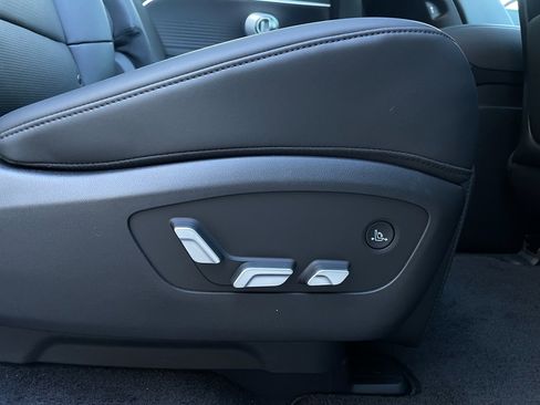 New 2026 Hyundai Ioniq 9 Limited image 20