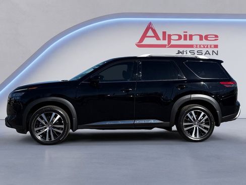 New 2025 Nissan Pathfinder Platinum w/ Black Appearance Package image 2